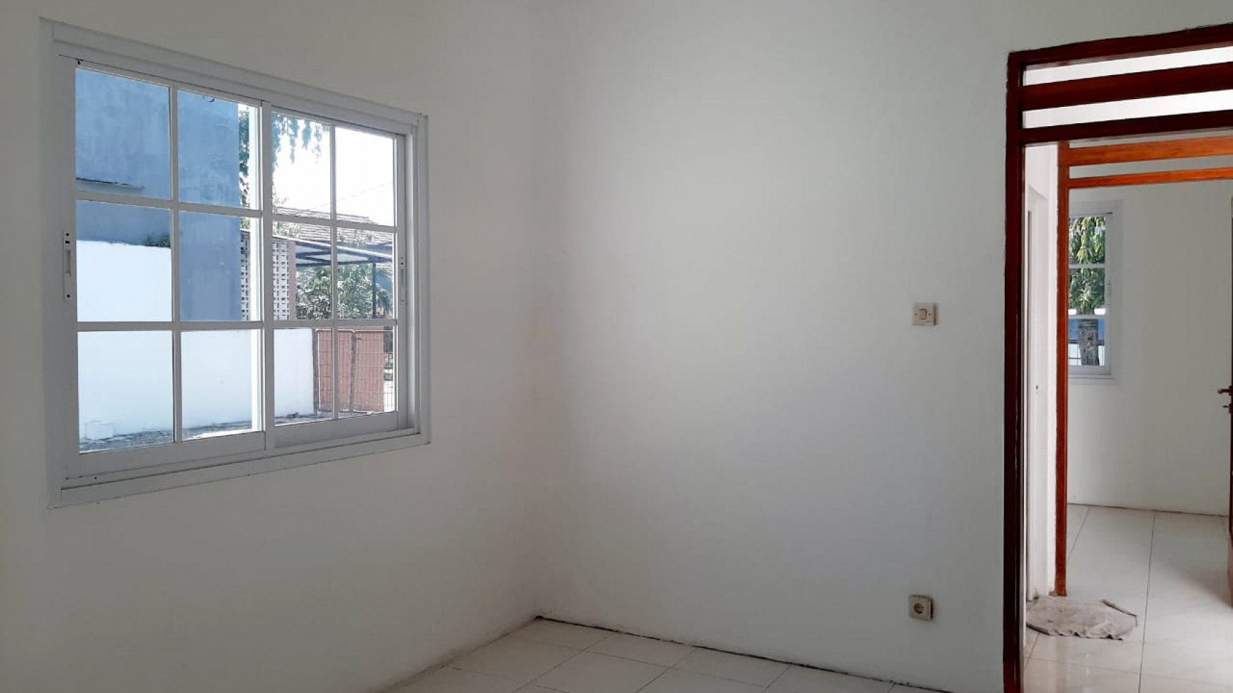 Dijual Rumah Lebar & Terang di Bintaro Jaya Sektor 3A - Tangerang