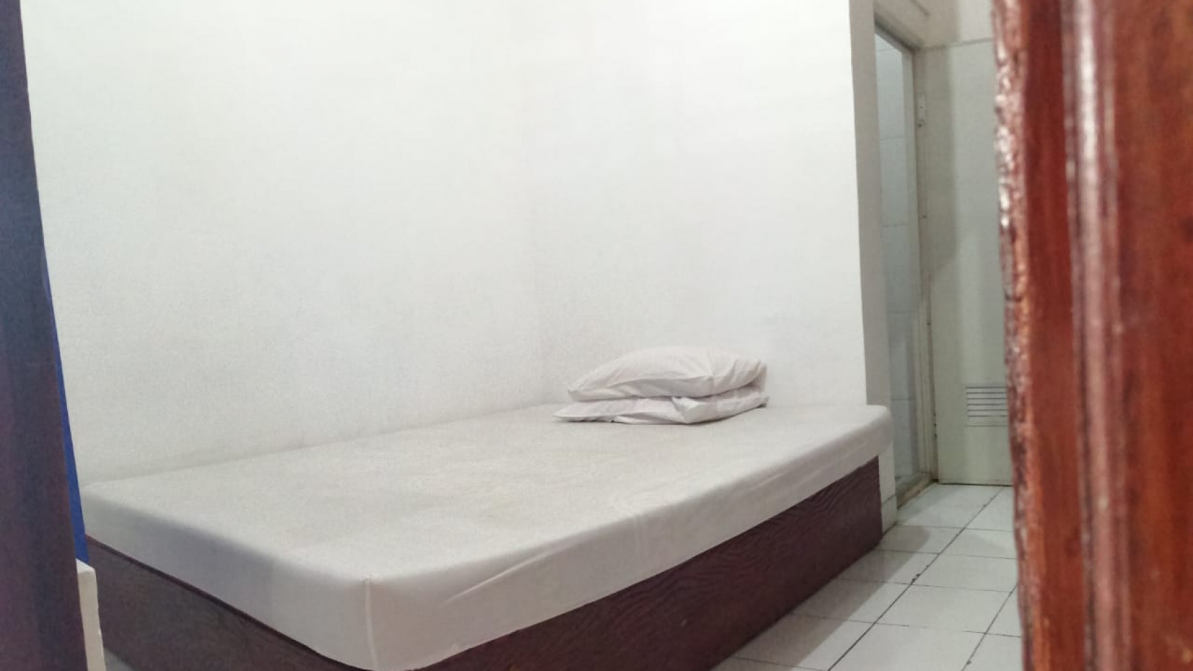 Rumah Kost 2 lantai,Fully Furnished, Lokasi Strategis dan OK di Kemayoran Jakarta Pusat