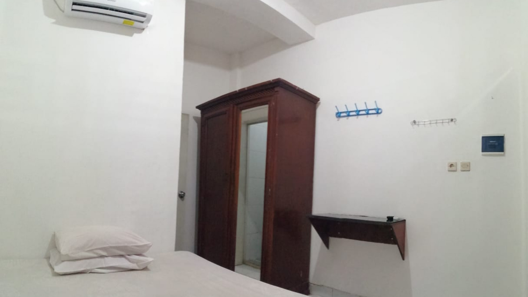 Rumah Kost 2 lantai,Fully Furnished, Lokasi Strategis dan OK di Kemayoran Jakarta Pusat