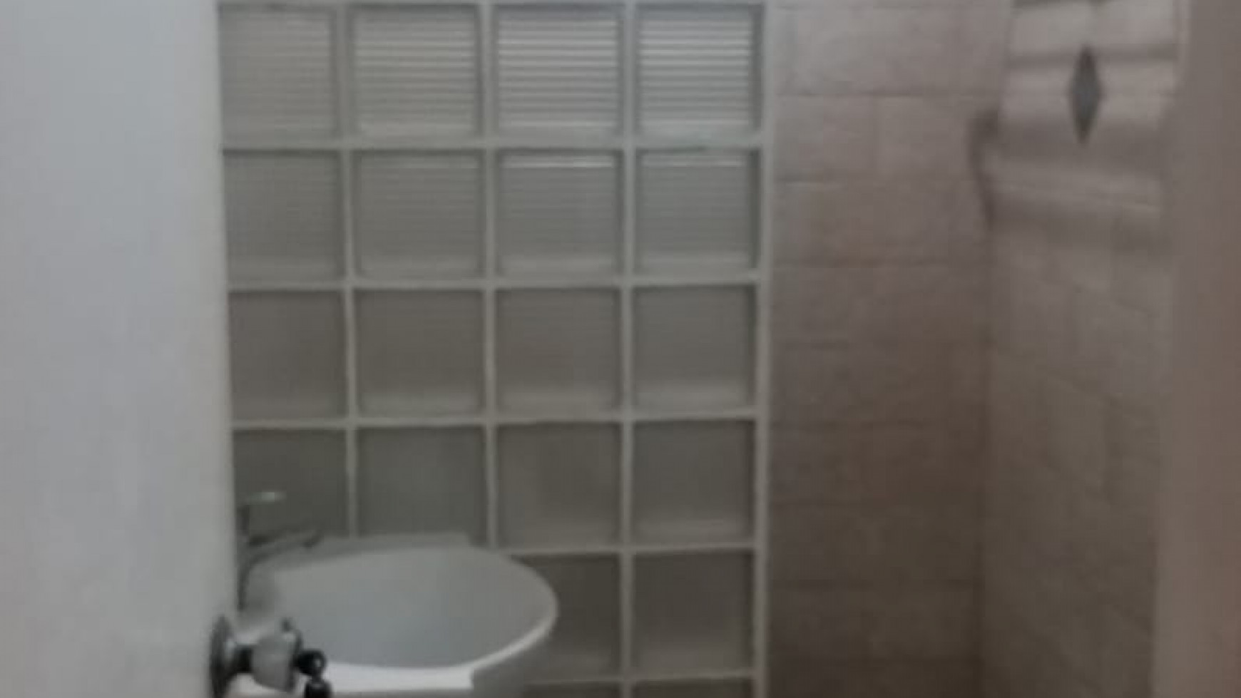 Rumah bagus, cantik, rapih dan nyaman di Pamulang.