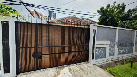 Rumah di Menteng,, cocok utk kantor