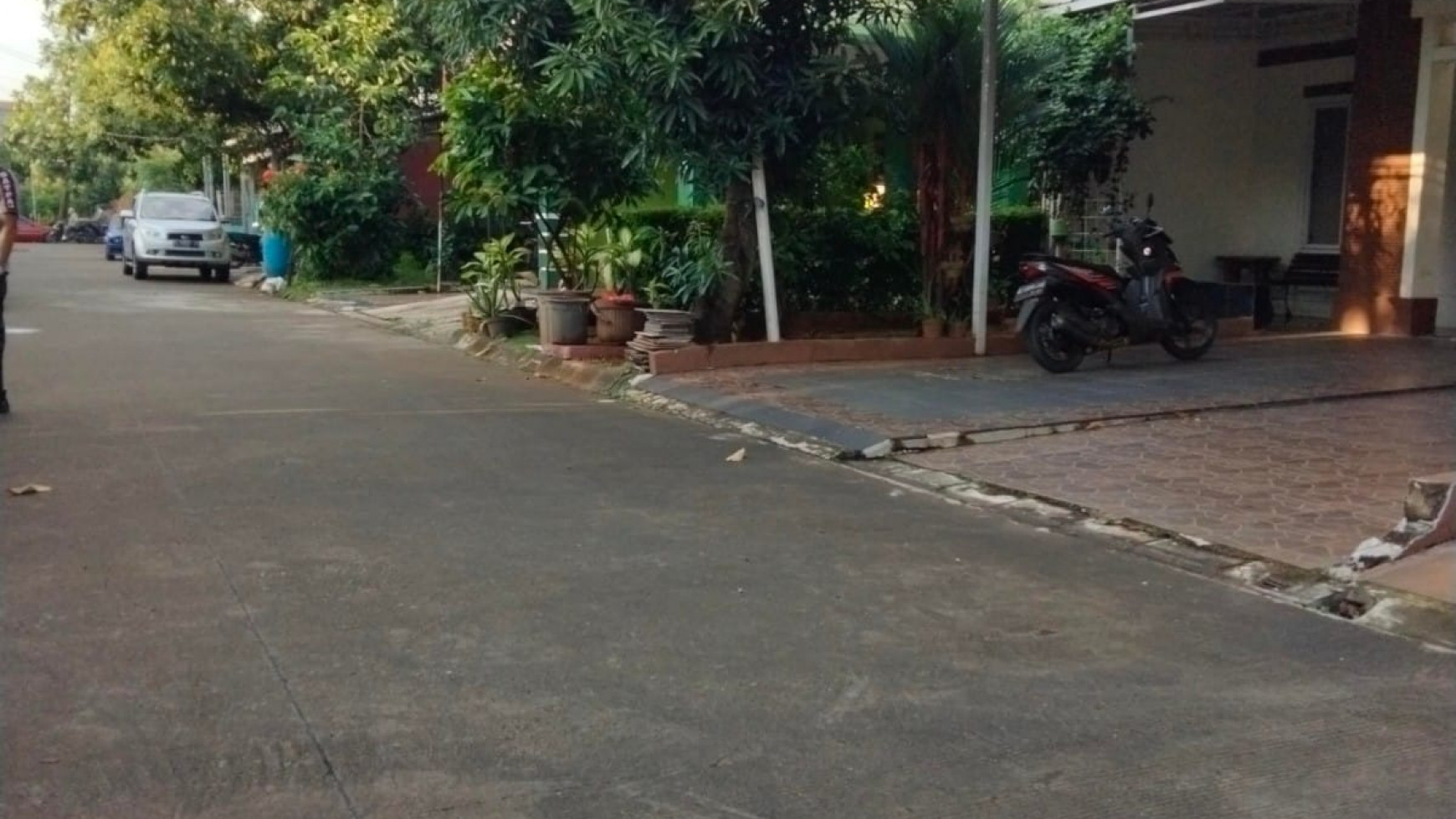 Rumah Dijual - Mutiara Gading Timur - Bekasi - 1.25M (Nego)