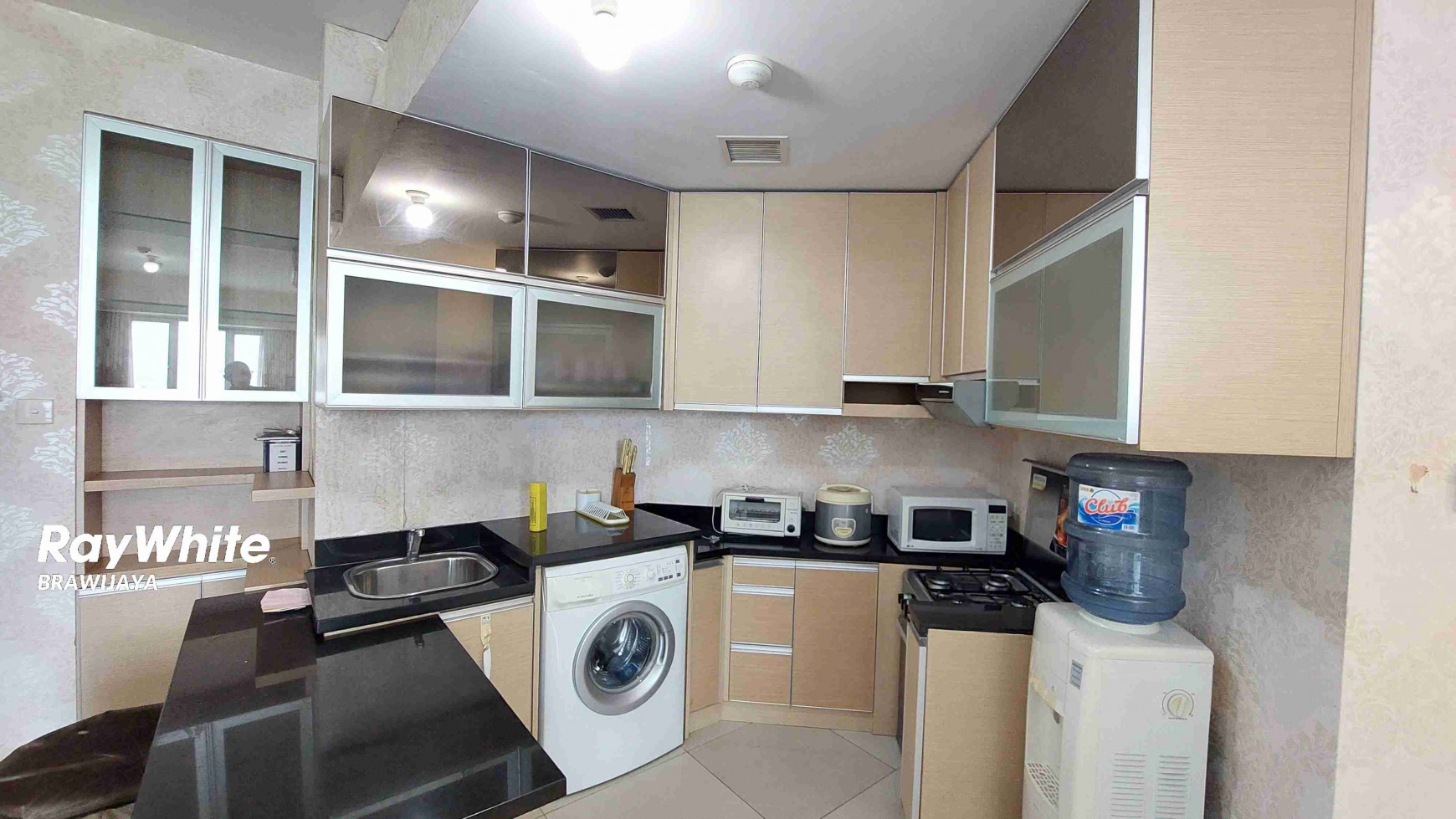 Apartemen di Gandaria Height, Tower B, Lantai 31, City View, Furnished, 2 BR