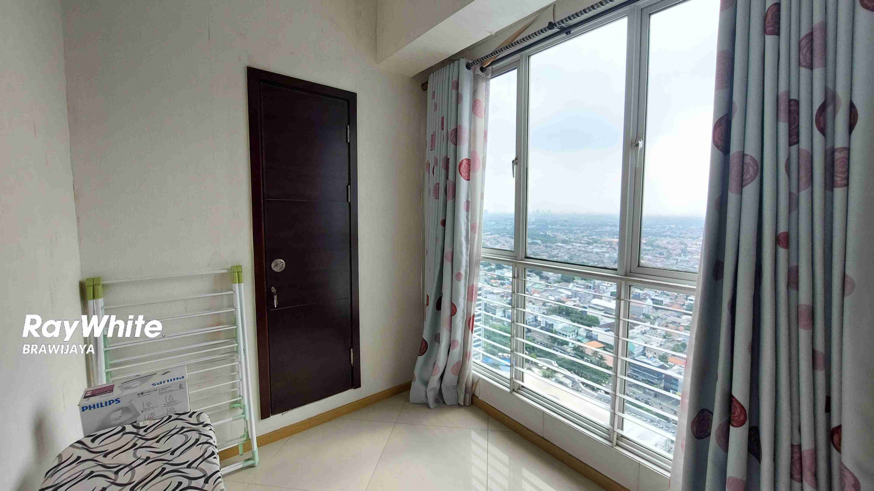 Apartemen di Gandaria Height, Tower B, Lantai 31, City View, Furnished, 2 BR