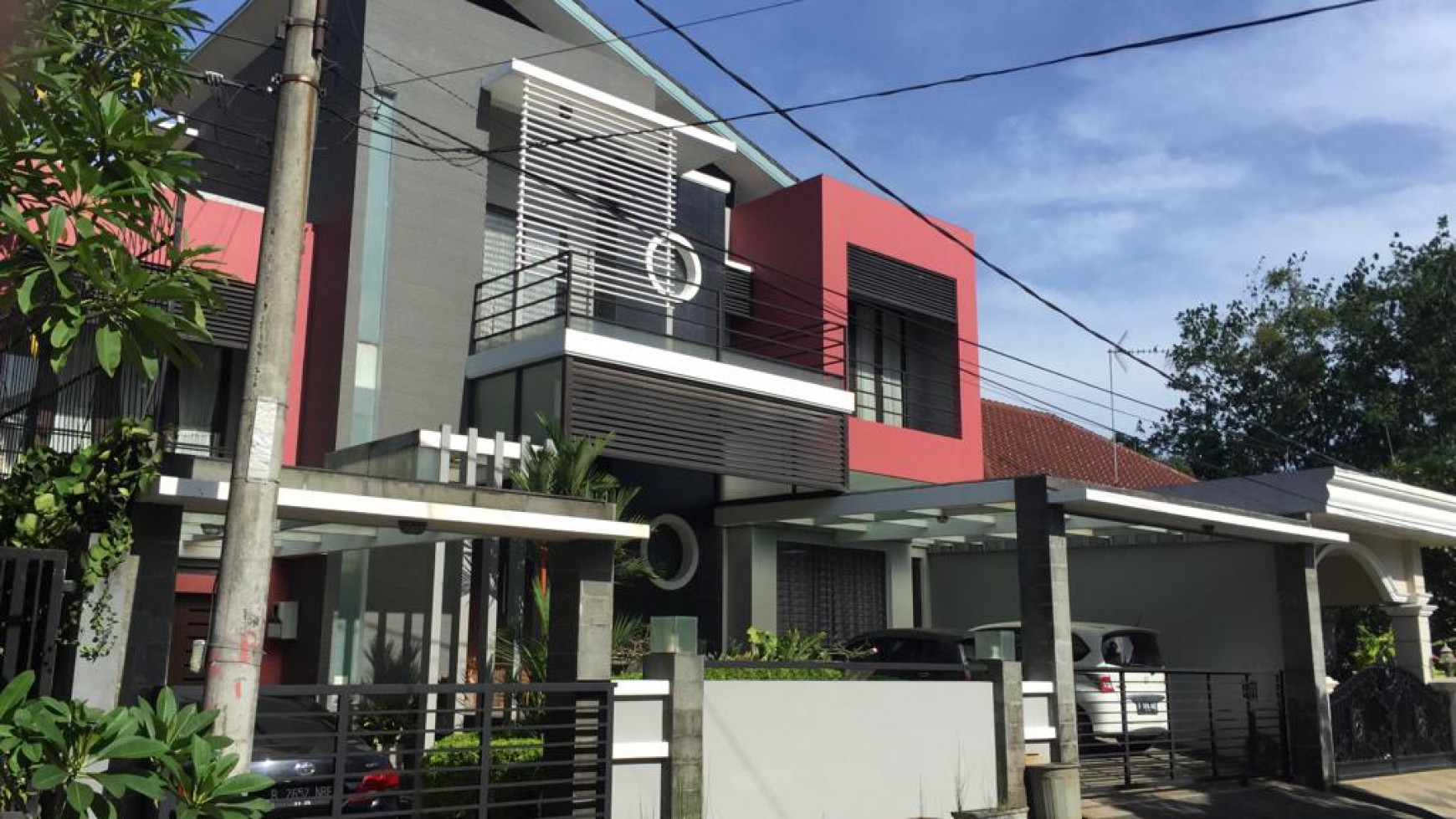 Rumah 5 menit BSD CITY , Lay Out Minim sekat