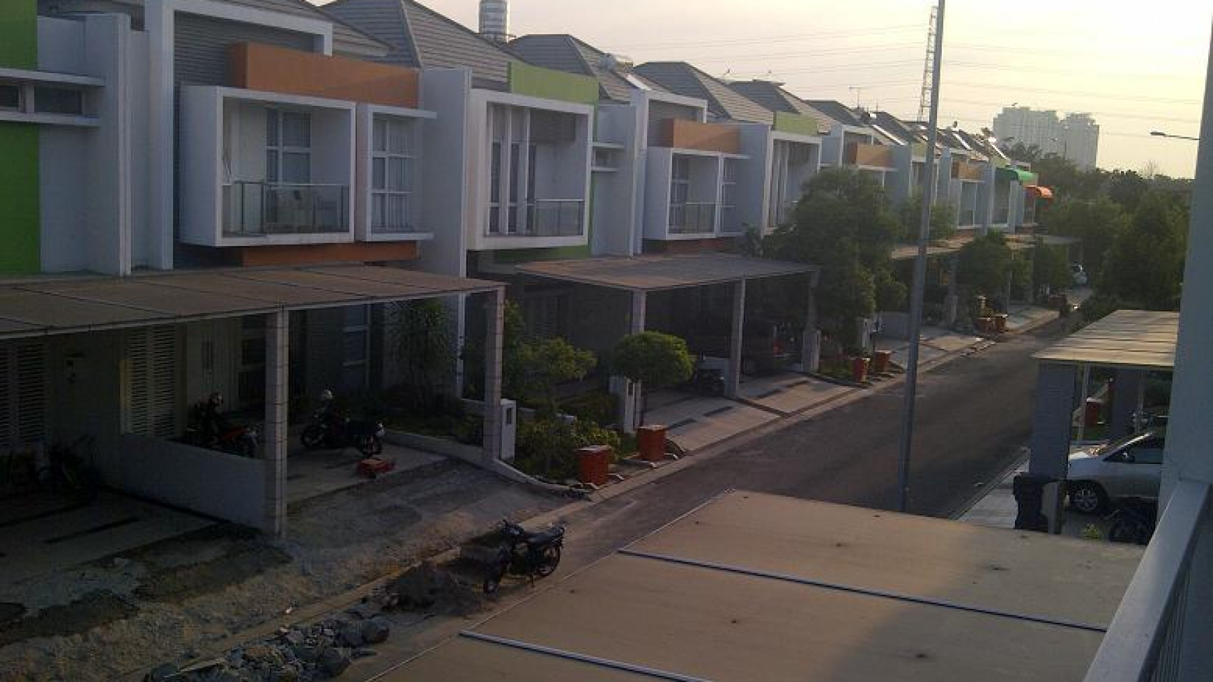 Rumah Minimalis Cantik Grand Orchard Ebony