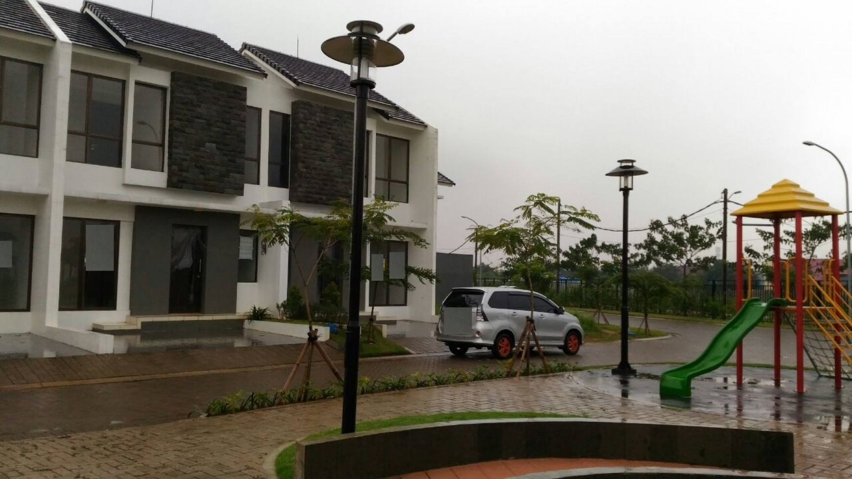 Rumah brand new Dalam cluster,bebas banjir di Graha Tangerang