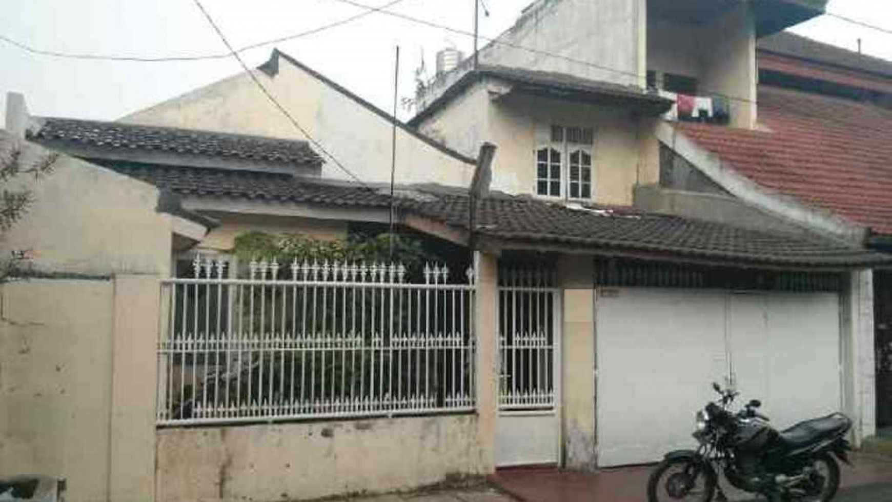 Rumah Strategis, terawat di Duren Tiga Pancoran Jak Sel