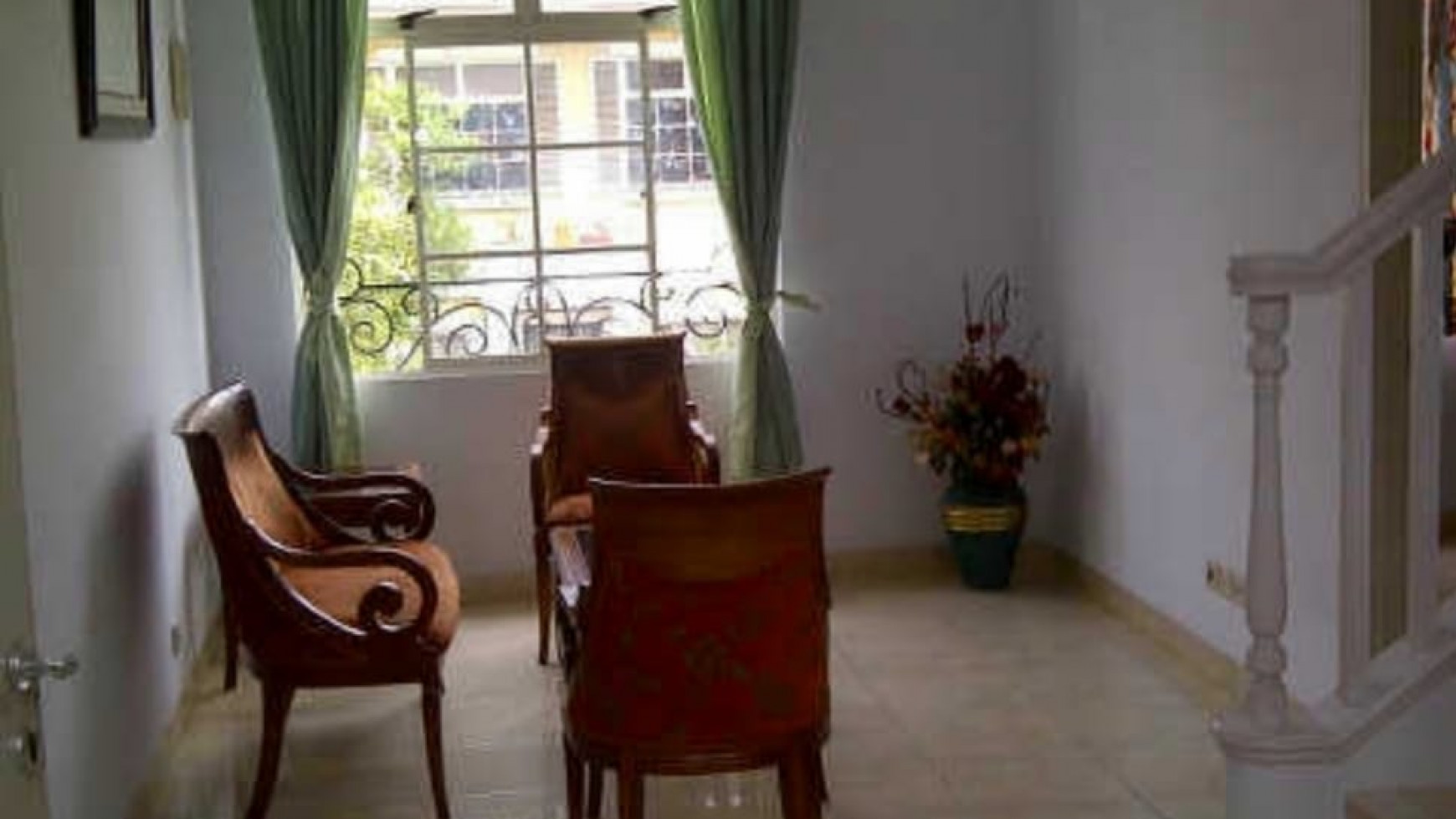 Dijual Townhouse Taman Paris 2 - Lippo Karawaci Tangerang