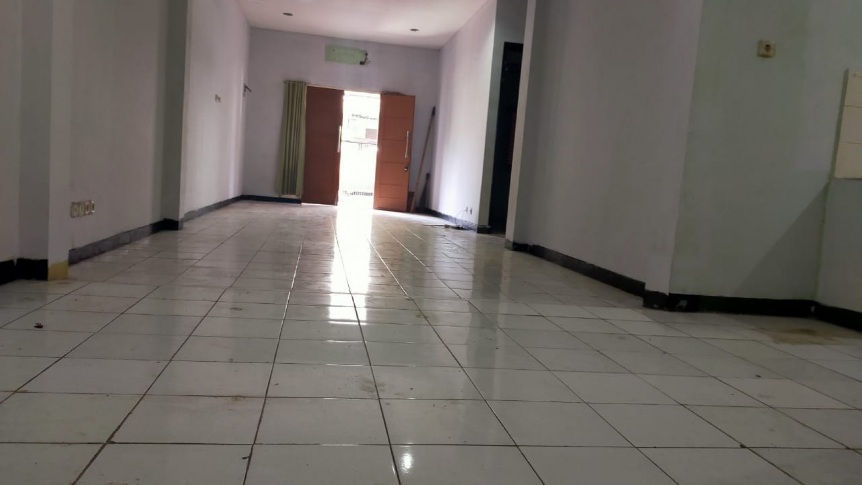 Rumah Siap Huni di Jakarta Barat