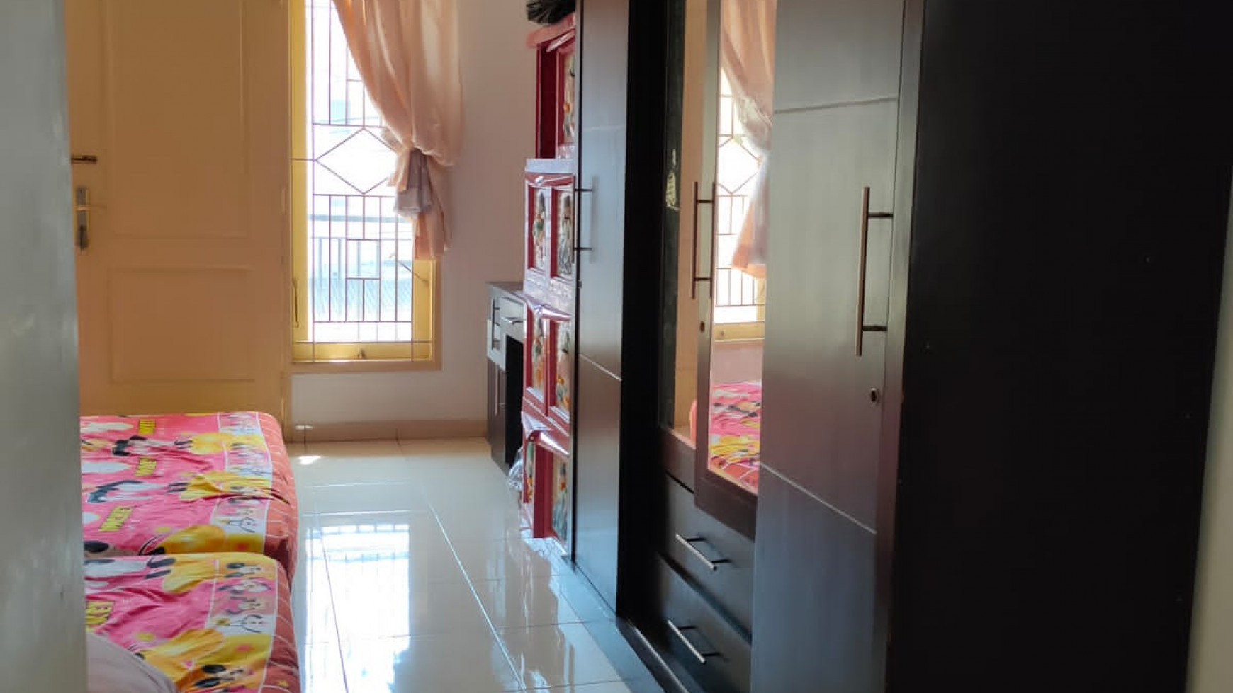 Dijual murah rumah di JL. Merdeka Cimone Tangerang - Lokasi Strategis