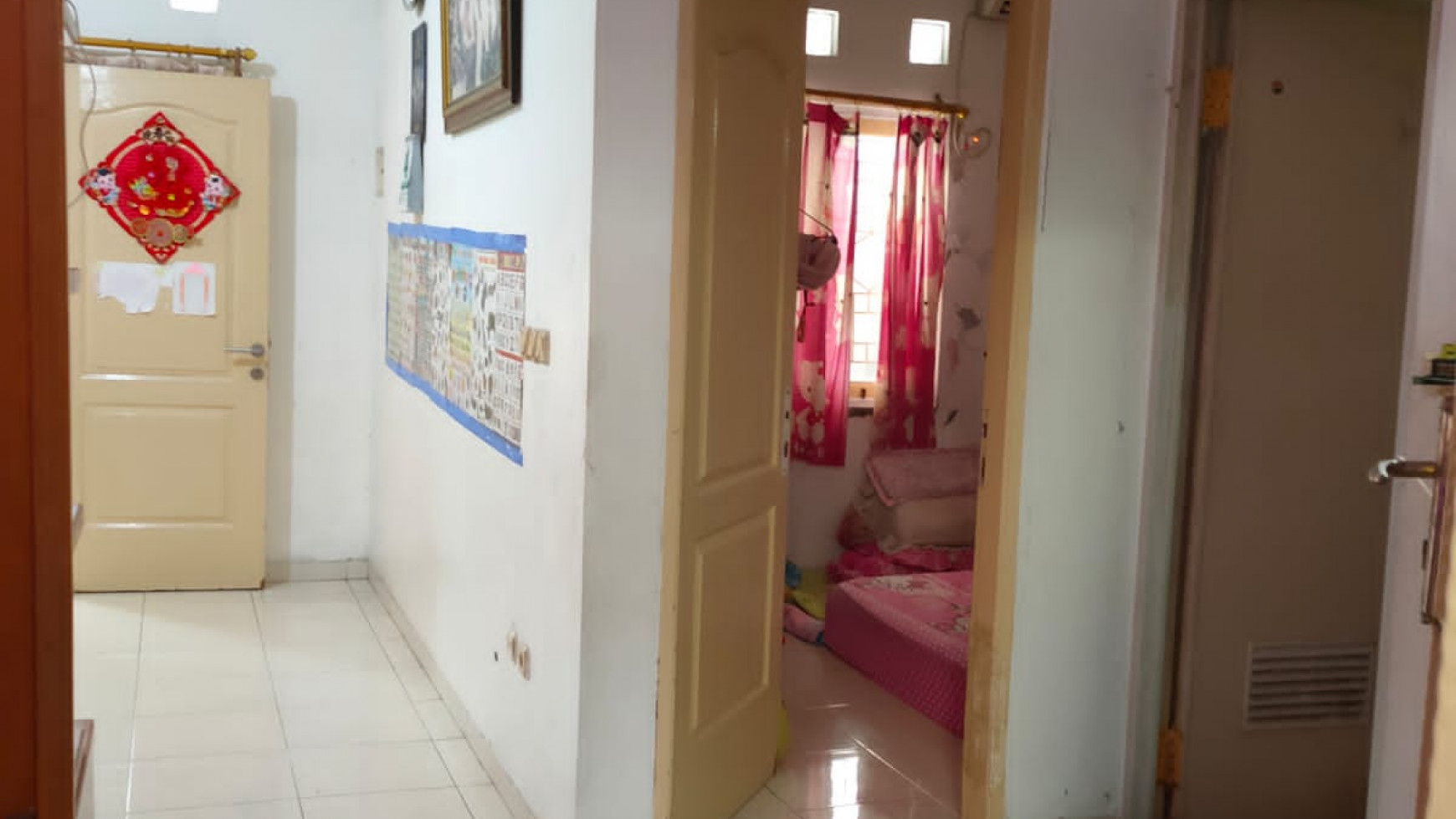 Dijual murah rumah di JL. Merdeka Cimone Tangerang - Lokasi Strategis