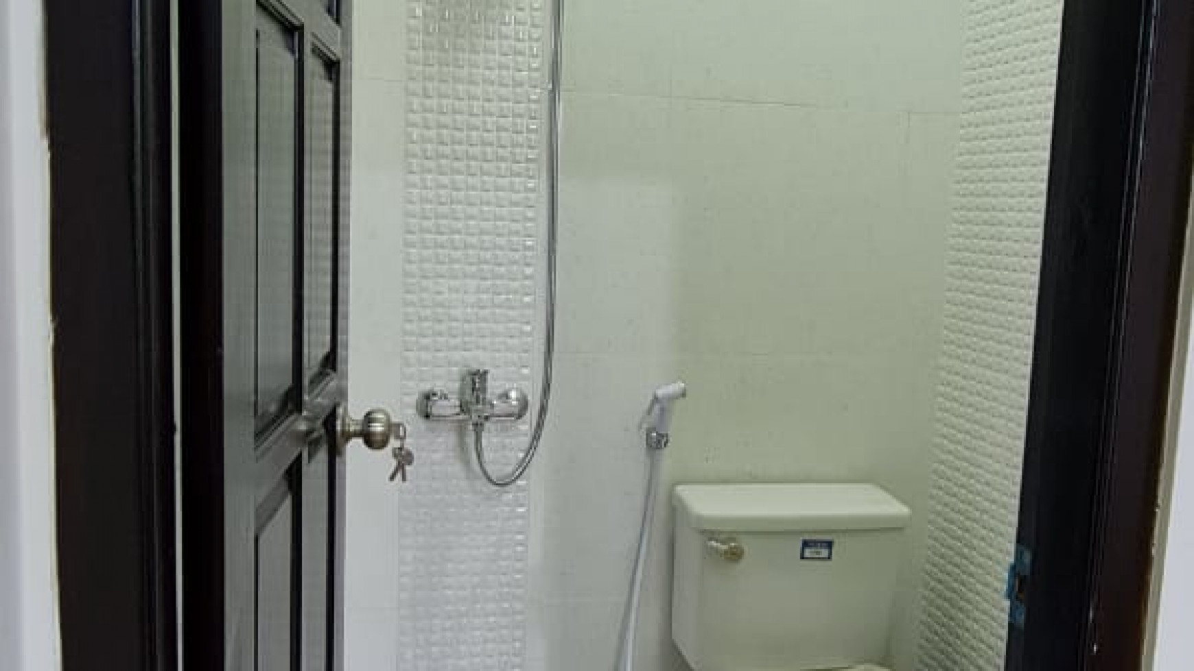 RUMAH MEWAH 10 KAMAR DI JL VETERAN DEKAT GEMBIRALOKA ZOO, YOGYAKARTA