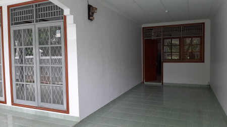 (TERSEWA) Rumah Siap Huni, Hunian Nyaman dan Asri @Maleo, Bintaro