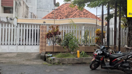 Rumah Strategis Pusat Kota di Jalan Teuku Umar, Surabaya