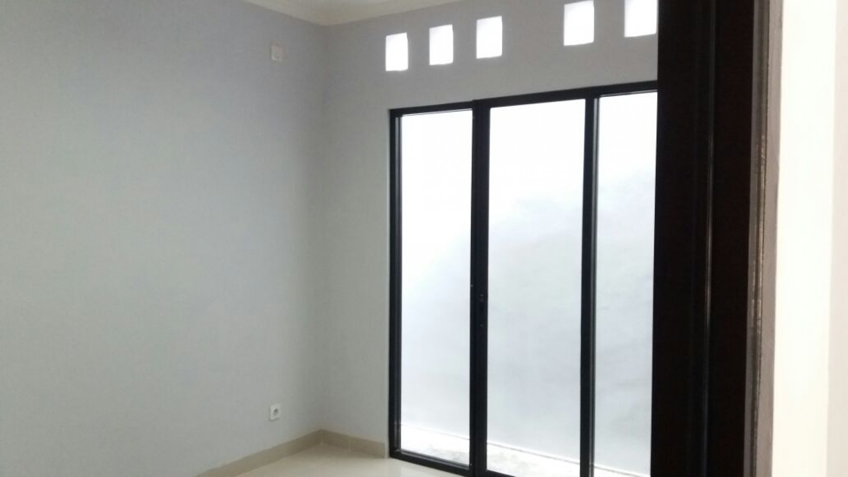 Rumah Cantik,siap huni  di Graha Bintaro