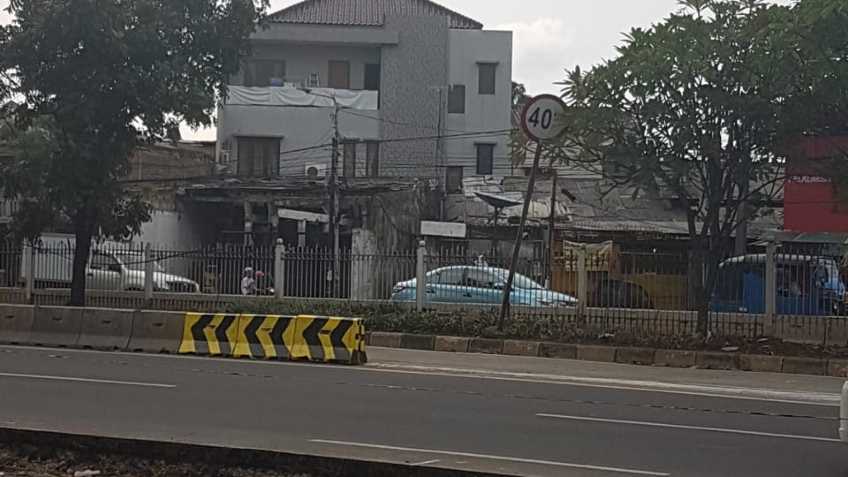 Murah Rumah Kantor  Di Jalan Letnan Jendral Suprapto Jakarta Pusat