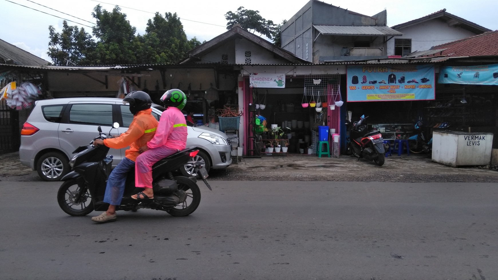 Di jual tanah di depok tanah baru beiji pinggir jalan raya