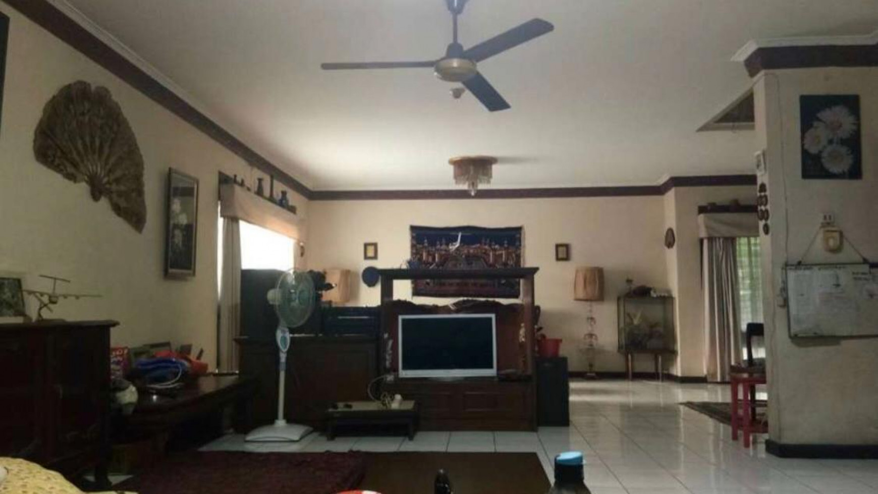 Rumah siap huni lokasi strategis di jakarta selatan