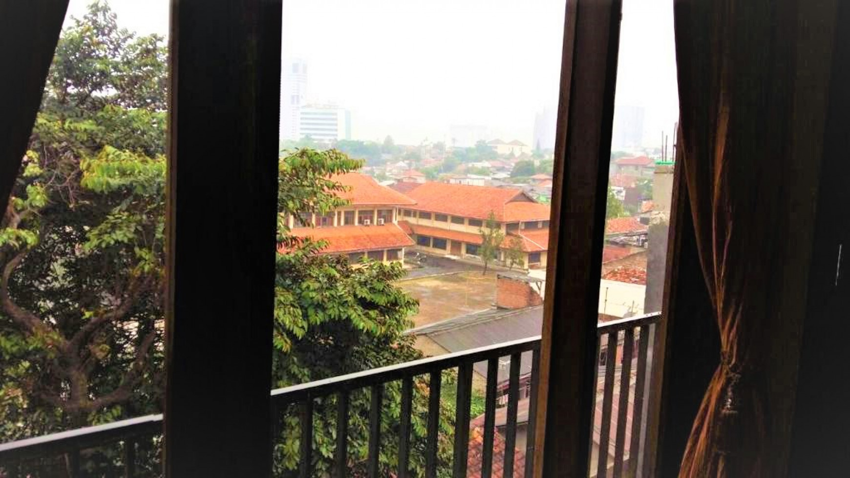 Rumah Siap Huni, Strategis Di Tengah Kota Jakarta Selatan @Casa Residence, Lebak Bulus