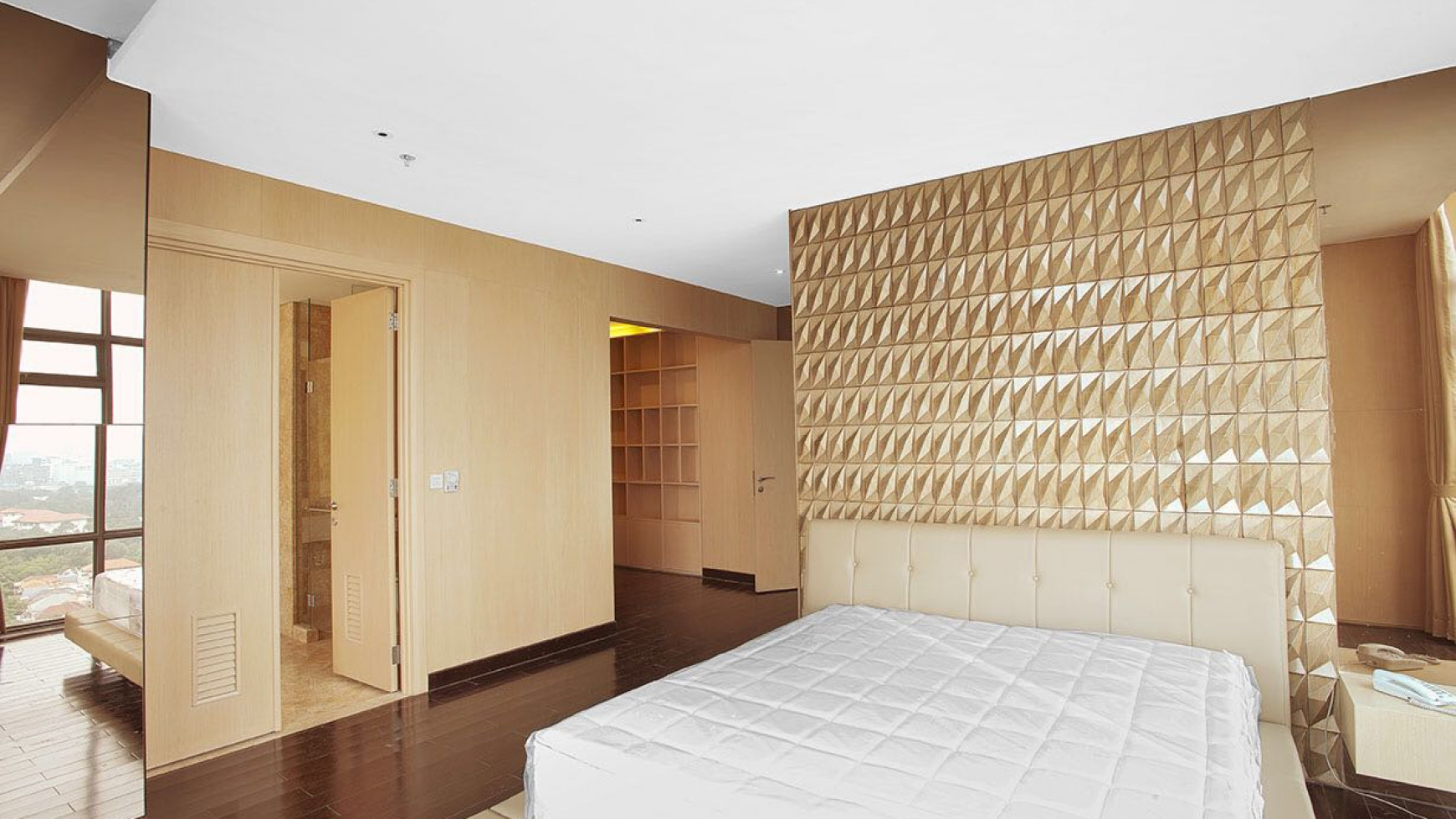 Apartemen LUX, mewah di dharmawangsa