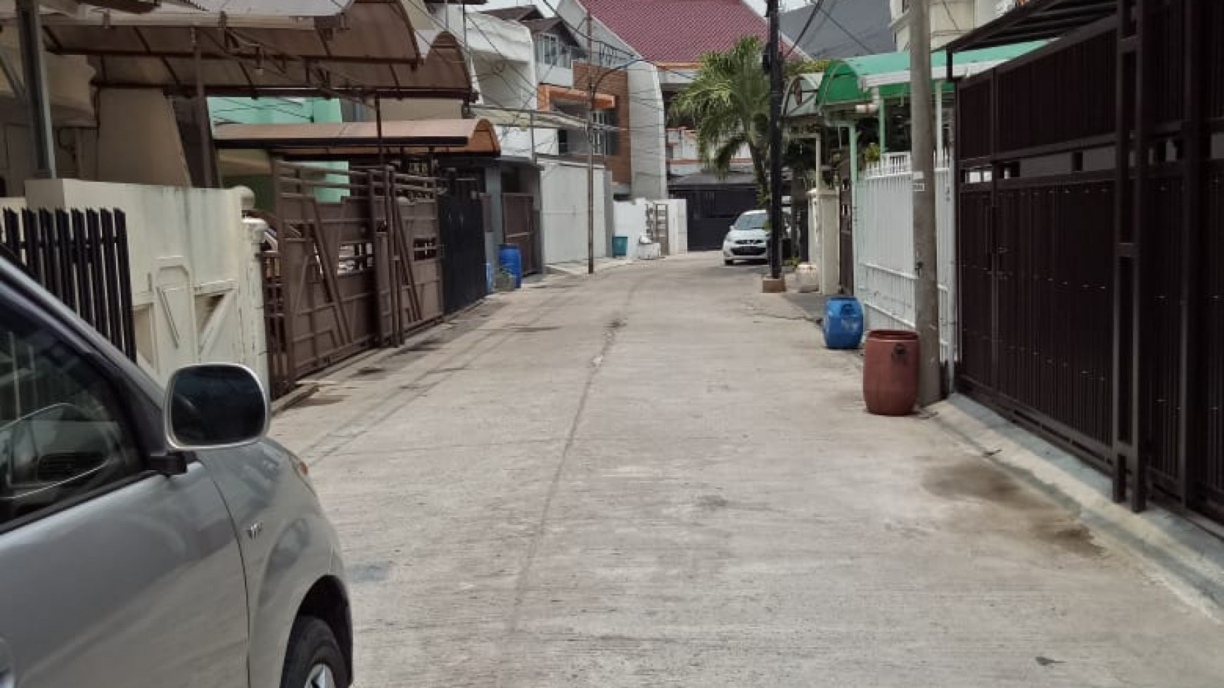 Dijual Rumah Mewah di  Taman Harapan Indah, Angke