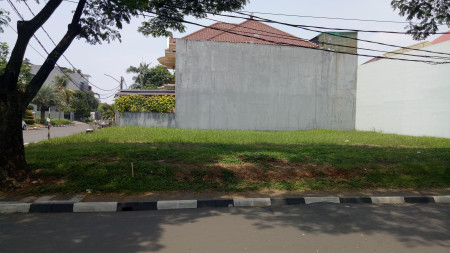 Kavling Hoek ,Lokasi jalan Boulevard utama ,harga Nego di Taman Vila Meruya Jakarta Barat