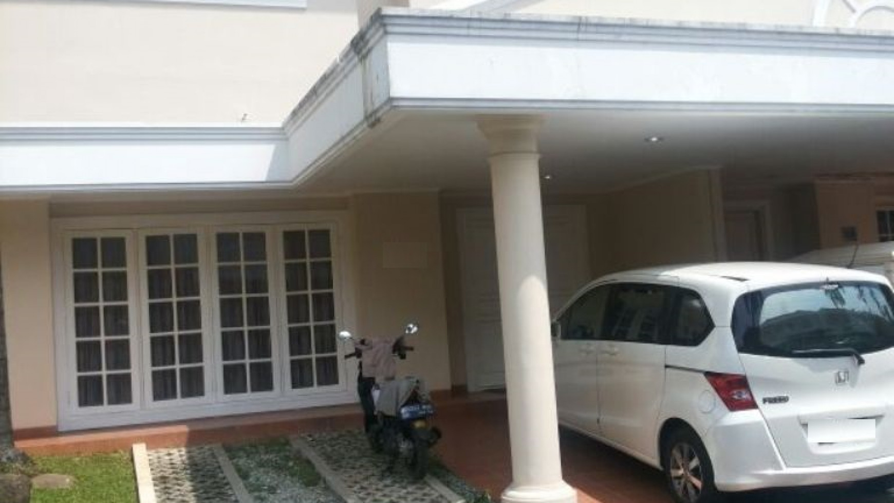 RUMAH MEWAH HARGA MURAH DI GRAHA HIJAU PD RANJI