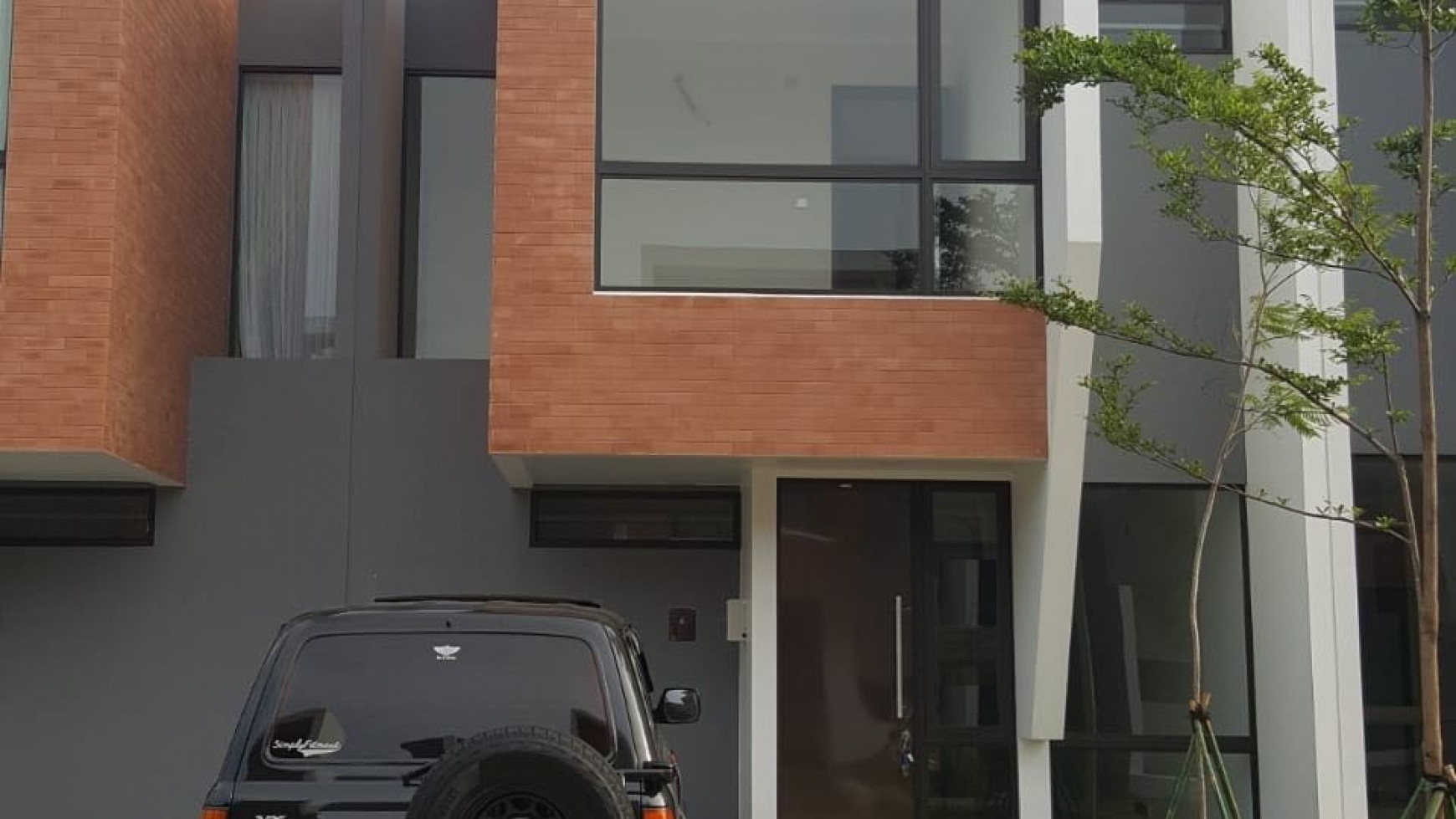 Rumah minimalis Dalam cluster elite, di Kebayoran Bintaro 7.