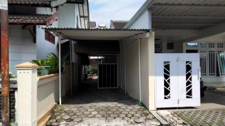 Rumah 3 Kamar  Dekat Kampus UGM - Pogung Lor