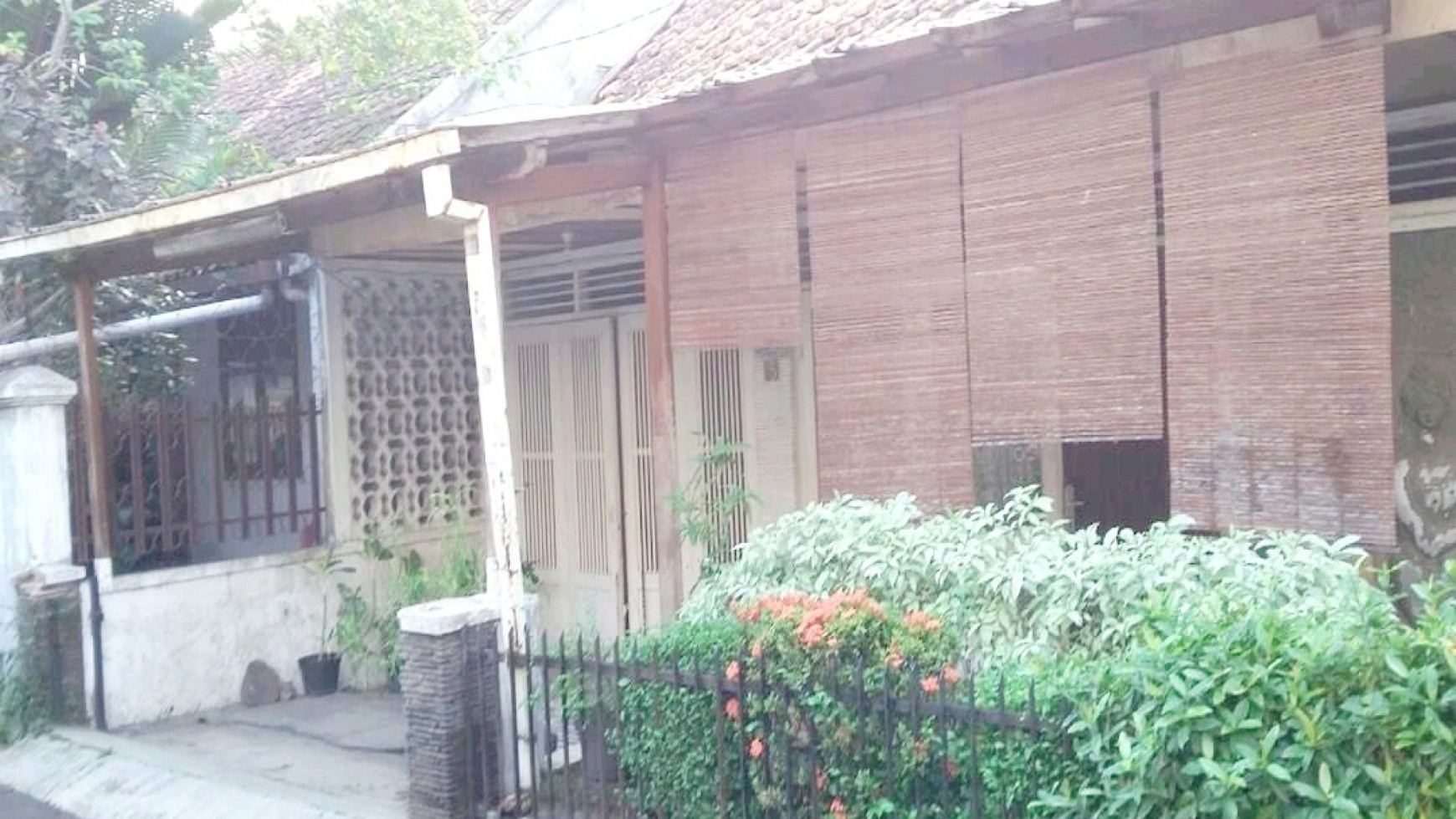 Rumah Hitung Tanah Barito Kebayoran Baru