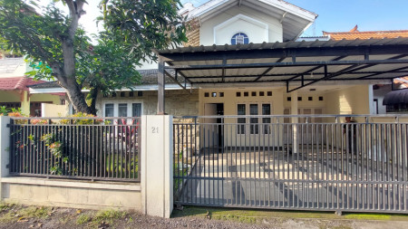 Rumah Minimalis 6 Kamar Di Jl Sulawesi Dekat kampus UGM - Yogyakarta