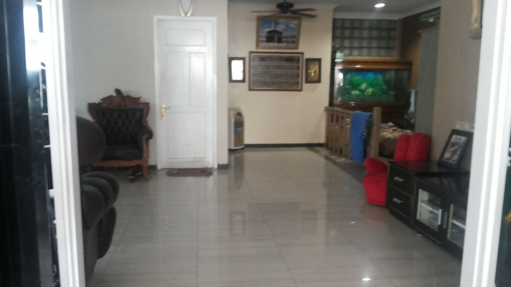 Rumah Strategis, cocok untuk usaha di pinggir jalan utama kelapa gading