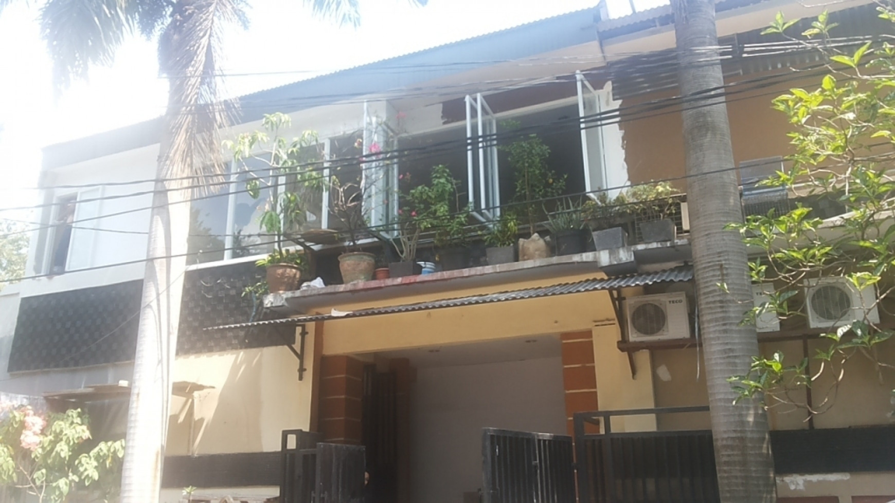 Rumah Strategis, cocok untuk usaha di pinggir jalan utama kelapa gading