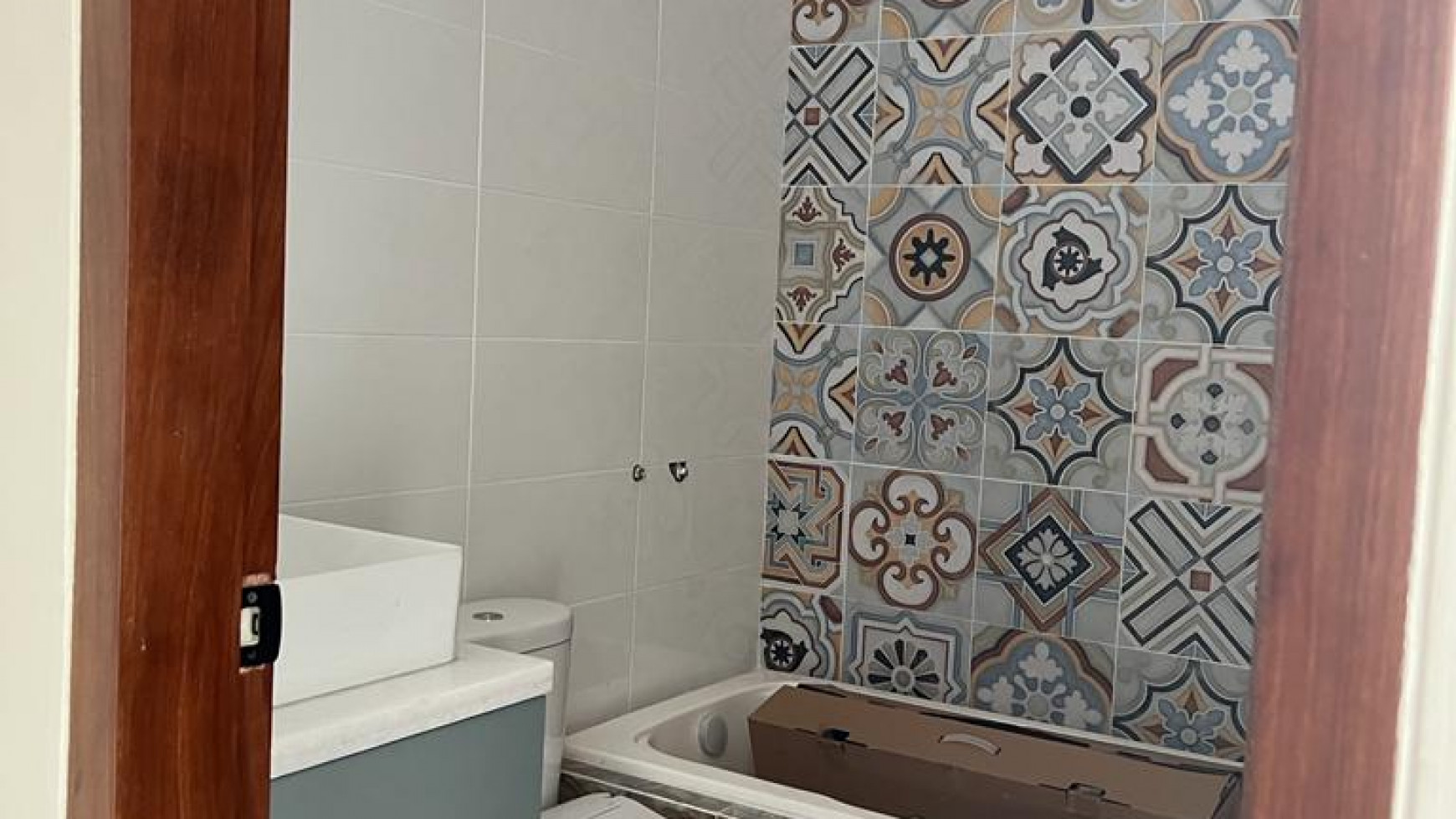 Rumah Baru Eastern Cosmo The Icon