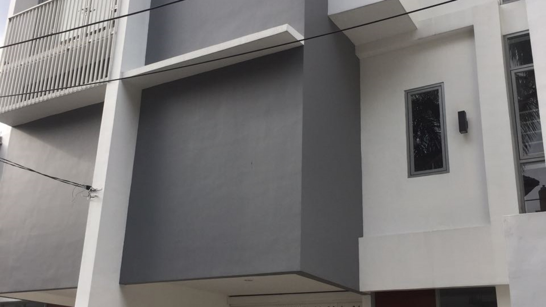 Rumah minimalis di Pondok Indah Jakarta Selatan