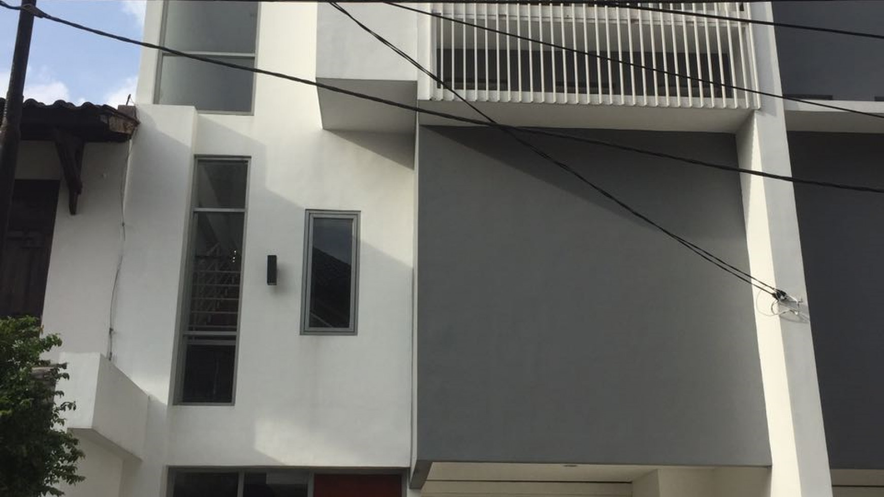 Rumah minimalis di Pondok Indah Jakarta Selatan