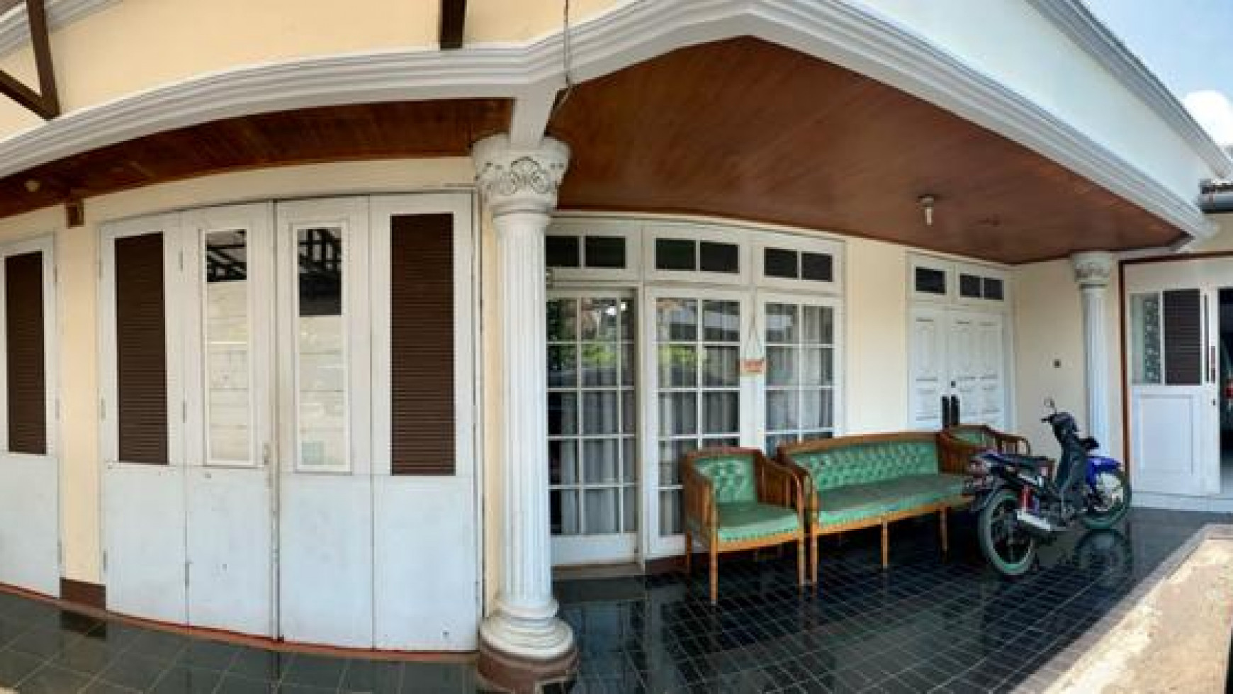 For Sale Rumah Tua Hitung Tanah di Cilandak belakang Citos zona R1 