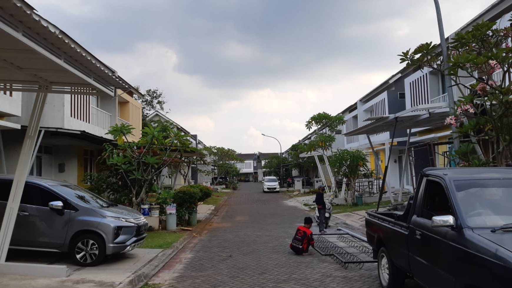 Rumah Minimalis di Cluster South Pelican Serpong  Lagoon Banten