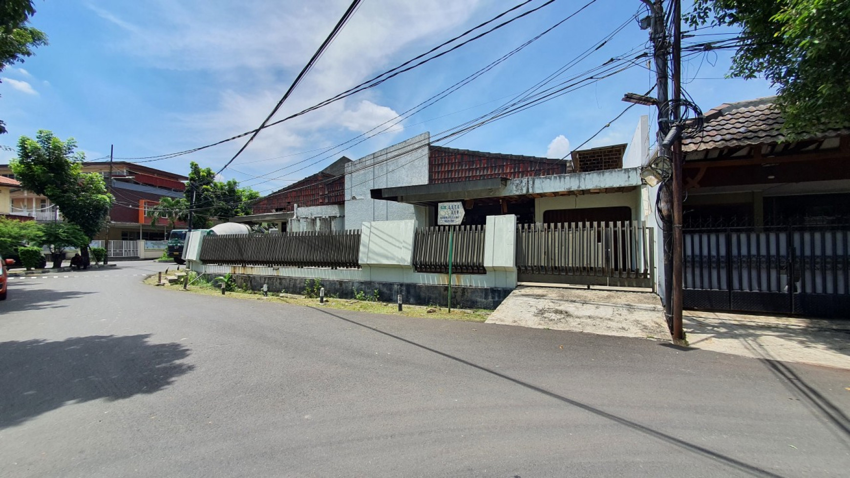 Rumah Cipinang Elok Luas 449m2