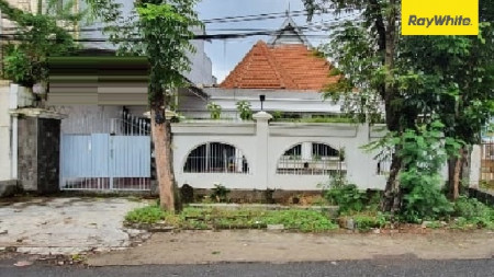 Rumah Pusat Kota di Jl Tumapel, Surabaya