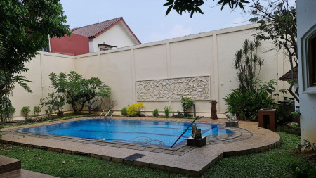 Rumah MEWAH Siap Huni dan Hunian Asri @Gapura, Menteng