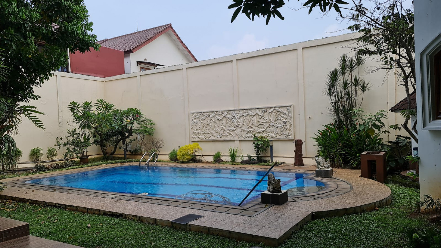 Rumah MEWAH Siap Huni dan Hunian Asri @Gapura, Menteng