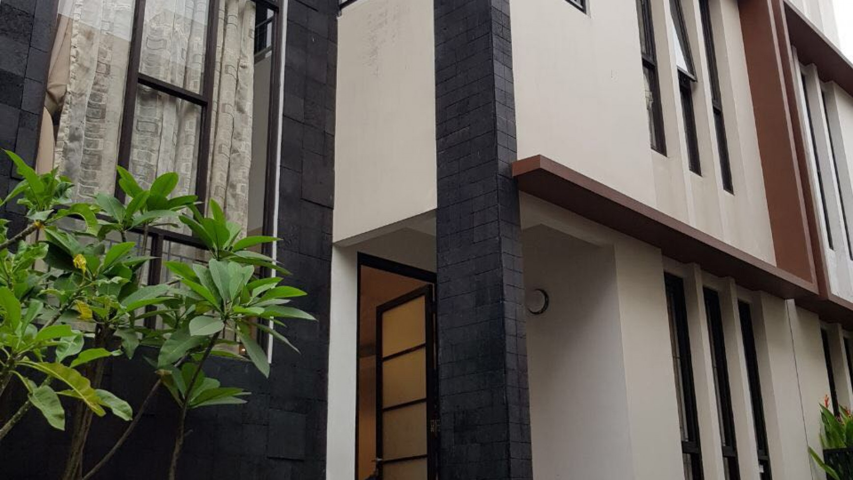 Rumah Dalam Cluster Dekat TB Simatupang