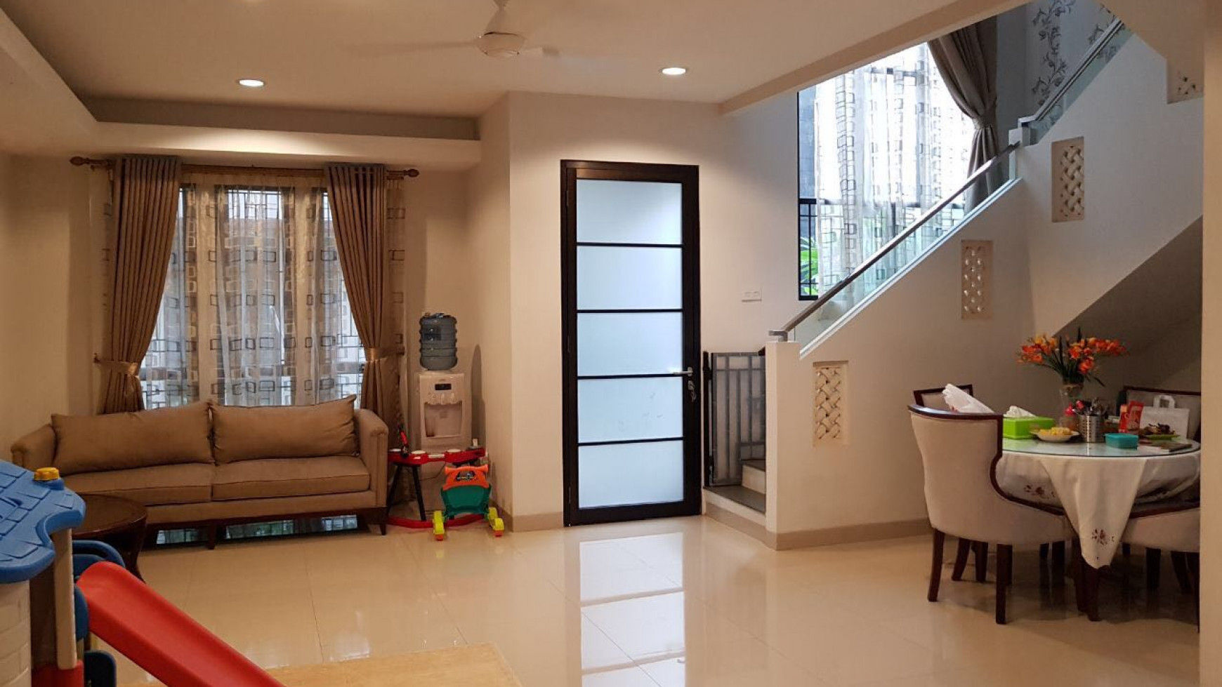 Rumah Dalam Cluster Dekat TB Simatupang