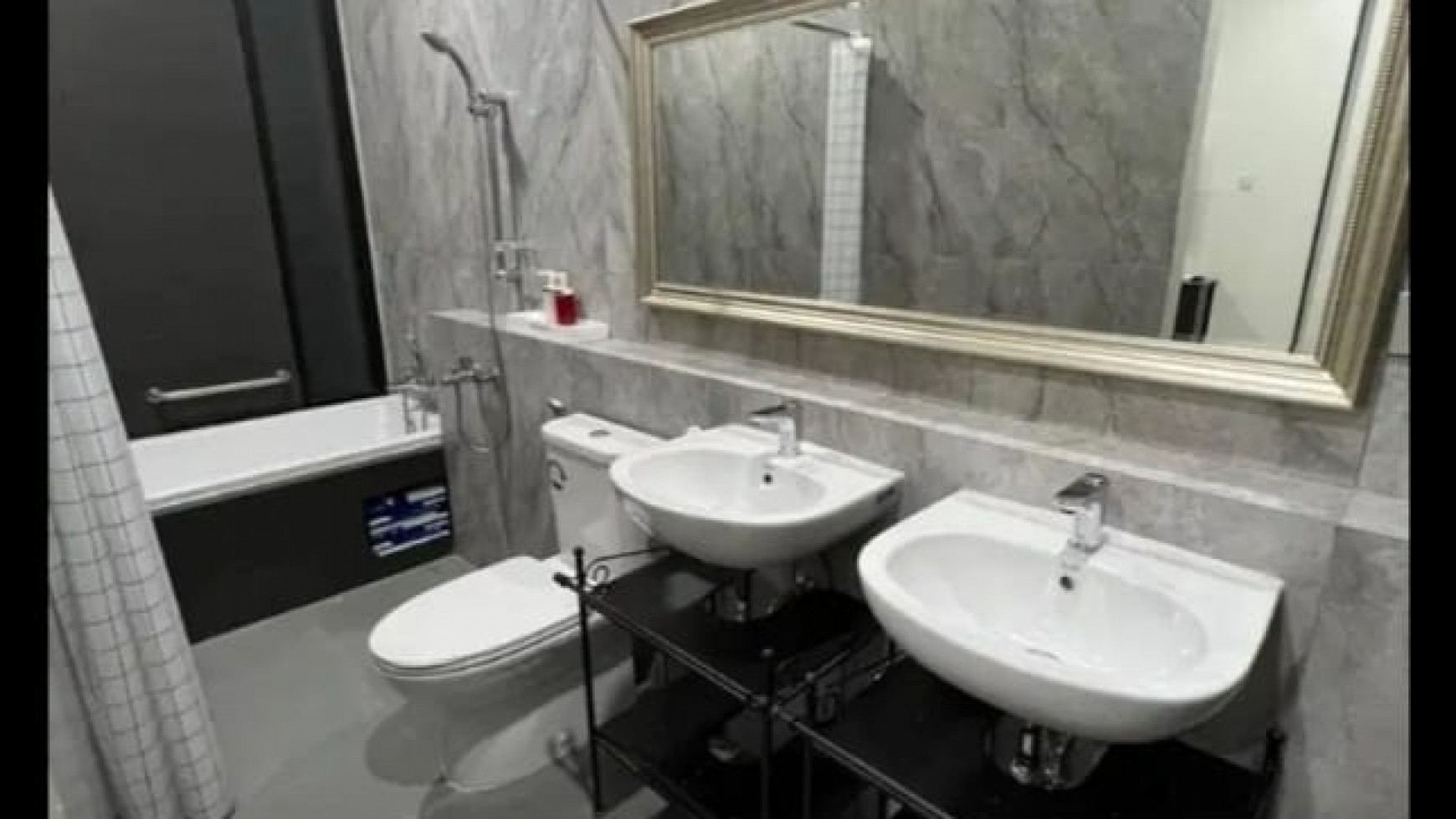 Rumah bergaya classic French style Brand new Foresta BSD