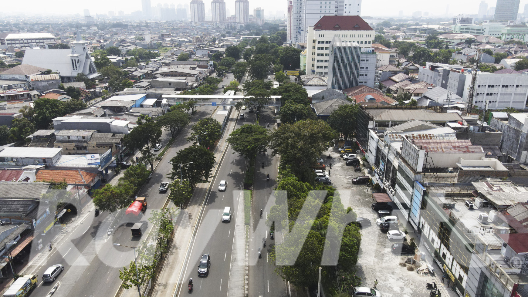 Dijual Ruko siap pakai baru renov, JL Letjen Soeprapto