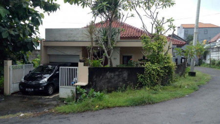 Rumah di Daerah Jimbaran, Bali