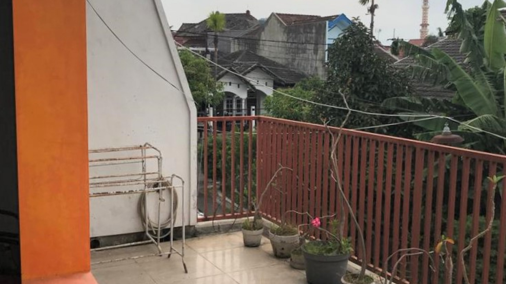 Dijual Rumah Hook di Perum Griya Shanta, Malang