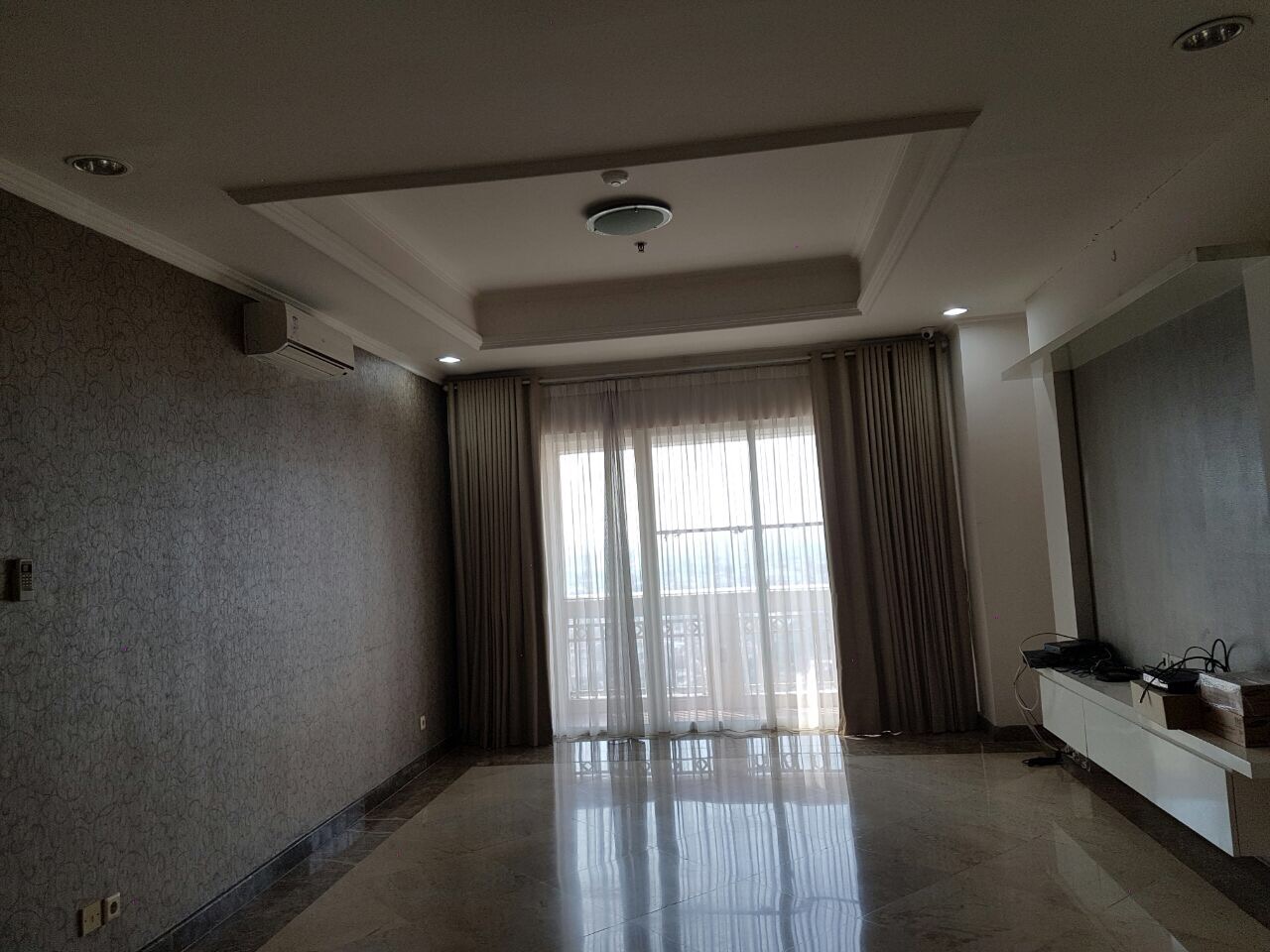 ***TURUN HARGA LAGI Renovated limited lux Kedoya Elok 3 bdrm